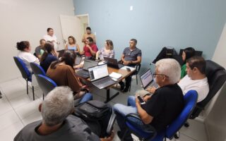 Reunião plenária: diretoria e conselheiros discutem pareceres dos processos jurídicos